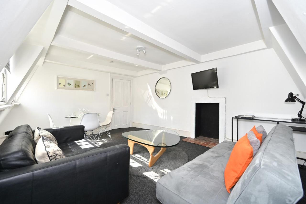 Soho, Piccadilly & Chinatown - Two Bedroom & Two Double Beds Apartment 런던 외부 사진